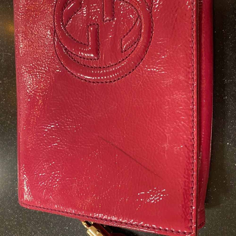 Gucci clutch raspberry